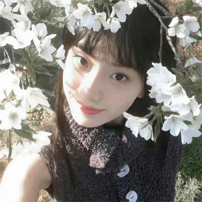 这个女配有点甜 封面